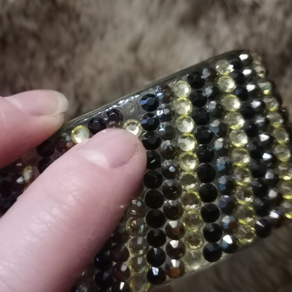 VTG Rhinestone Covered Lucite Bangle Square Bracelet Sparkles Glitter Glam - Picture 5 of 6